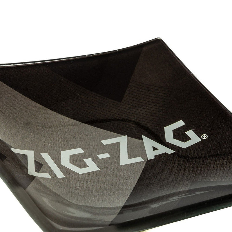 Zig-Zag Shatter Resistant Glass Ashtray (Black)